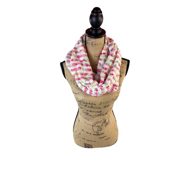 NWT Aeropostale Infinity Scarf Knit Multicolor 14x32 Outdoors Fall Winter - Picture 1 of 6